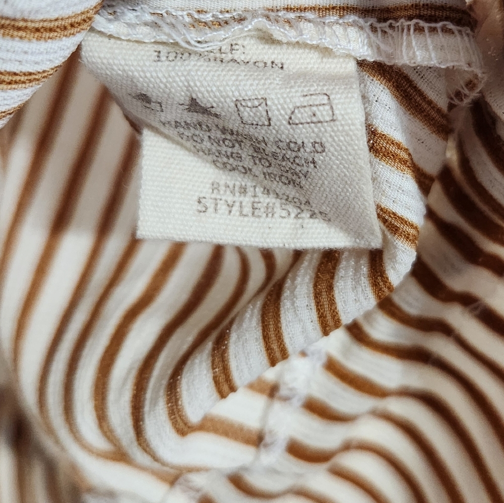 Hem and Thread Striped Ruffled Tank Top - Picture 4 of 6